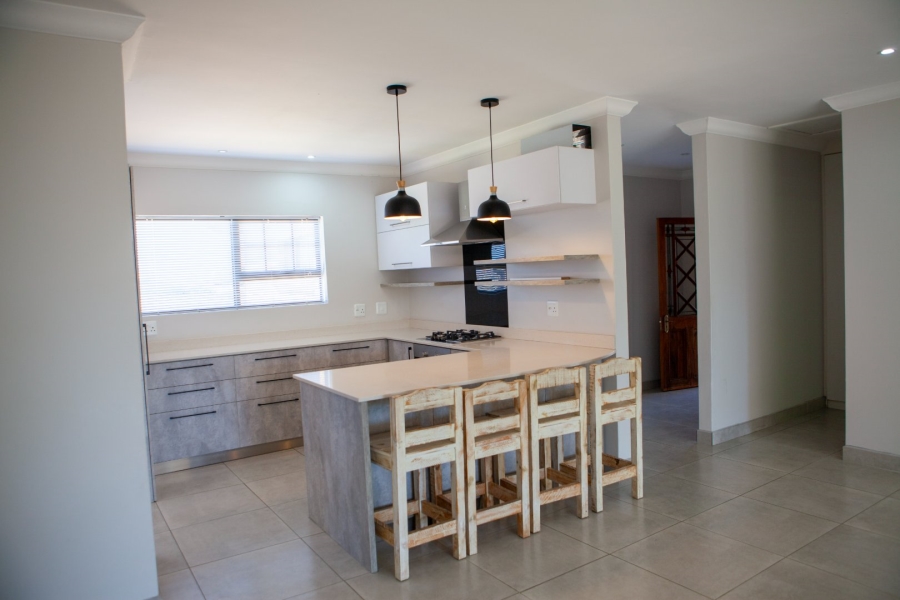 3 Bedroom Property for Sale in Blombosch Western Cape